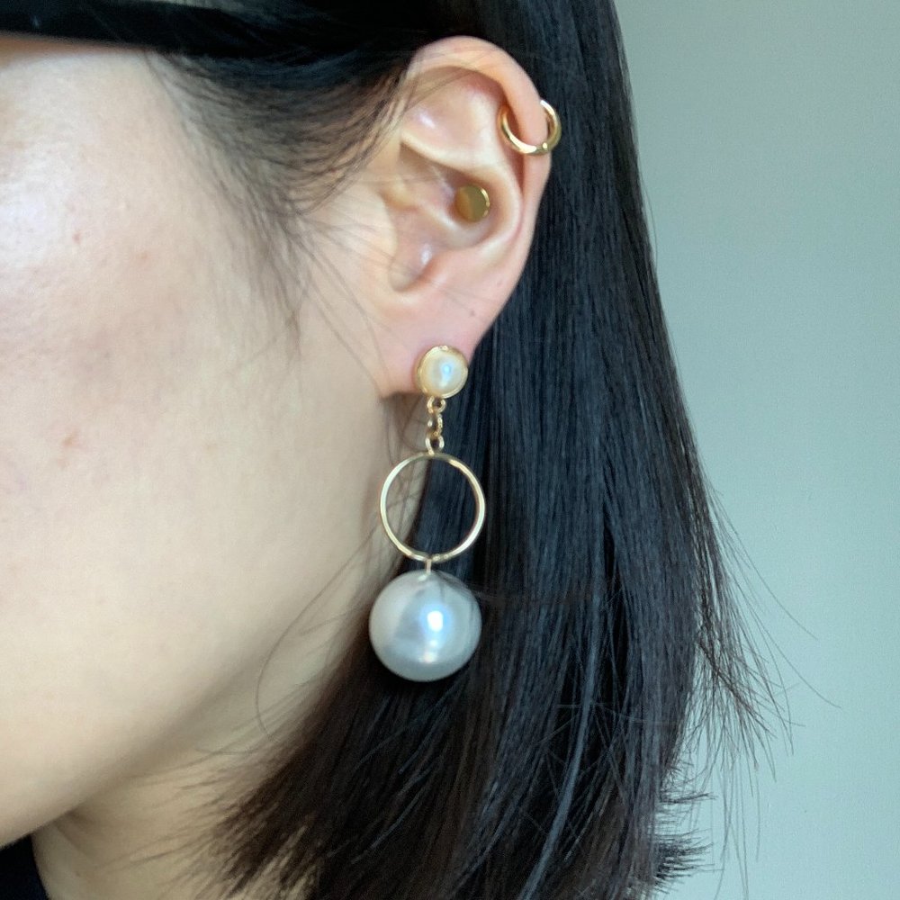 Bold pearl pendant earrings